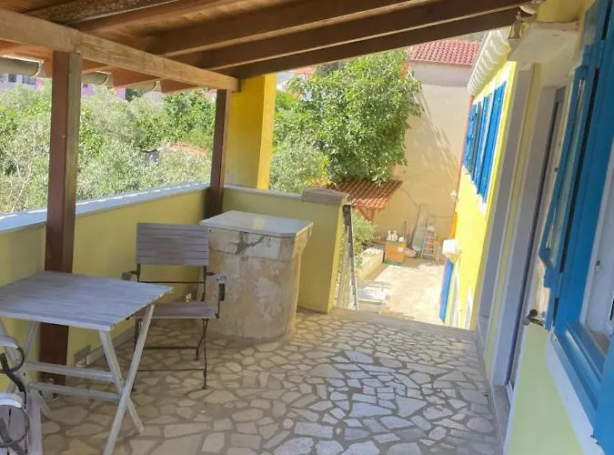 Guest house Pjacal 3*